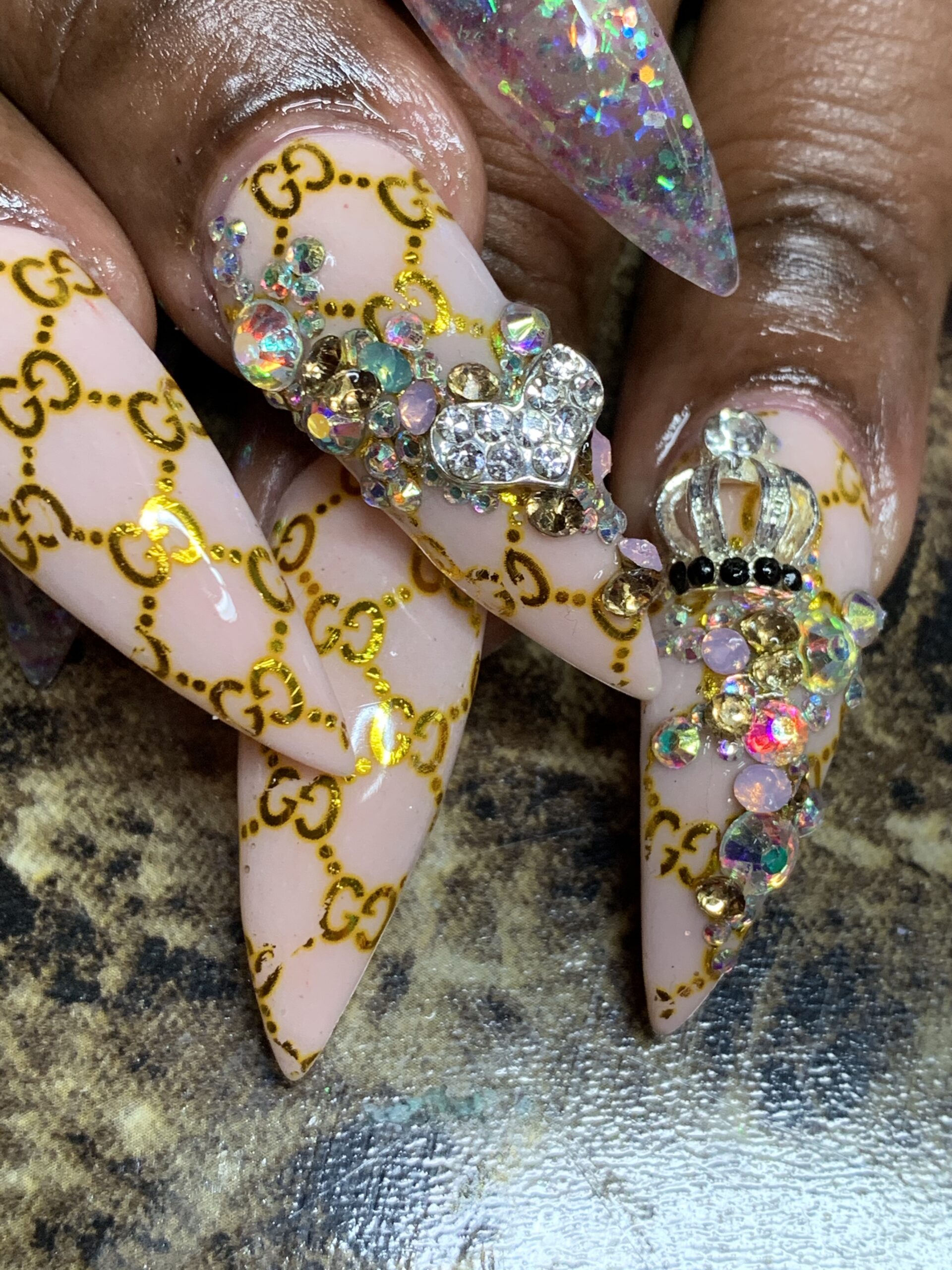 gucci cluster