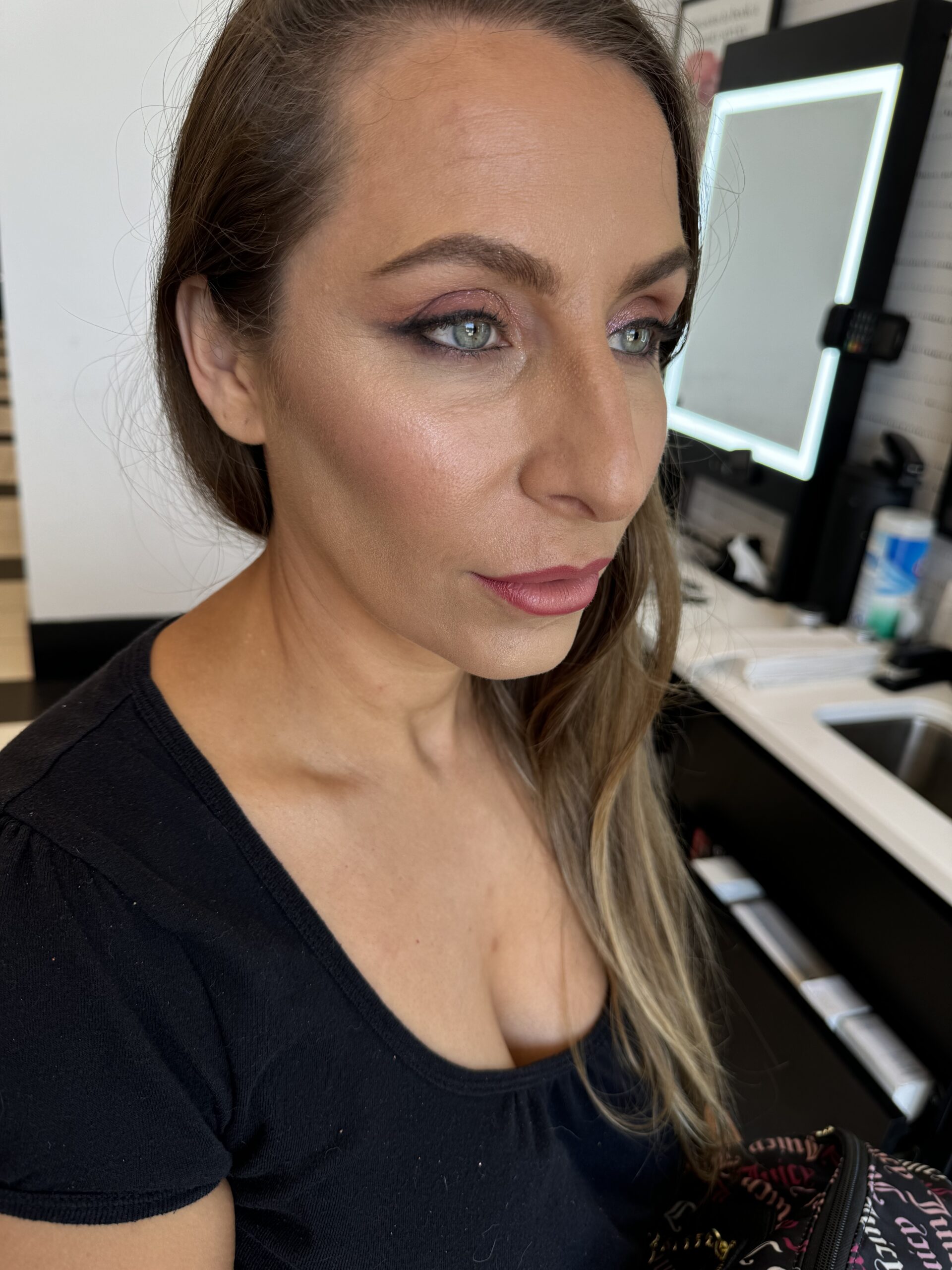 pink smokey liner